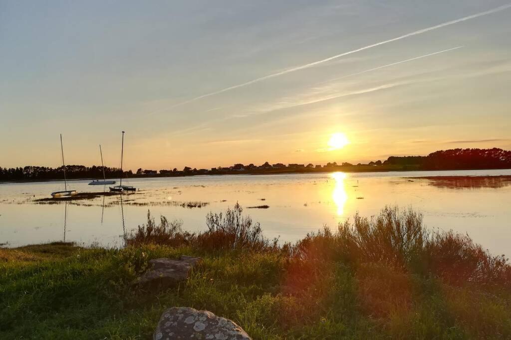 Maison de pêcheur vue golfe Le Hézo Exterior foto